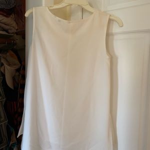 Nice white blouse /top. Like new.